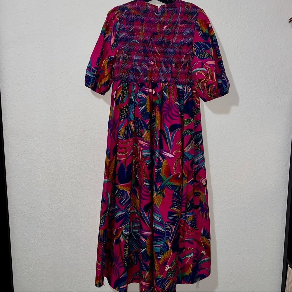 FARM Rio Rainbow Macaws Smocked Puff Sleeve Midi Dress - Picture 8 of 9